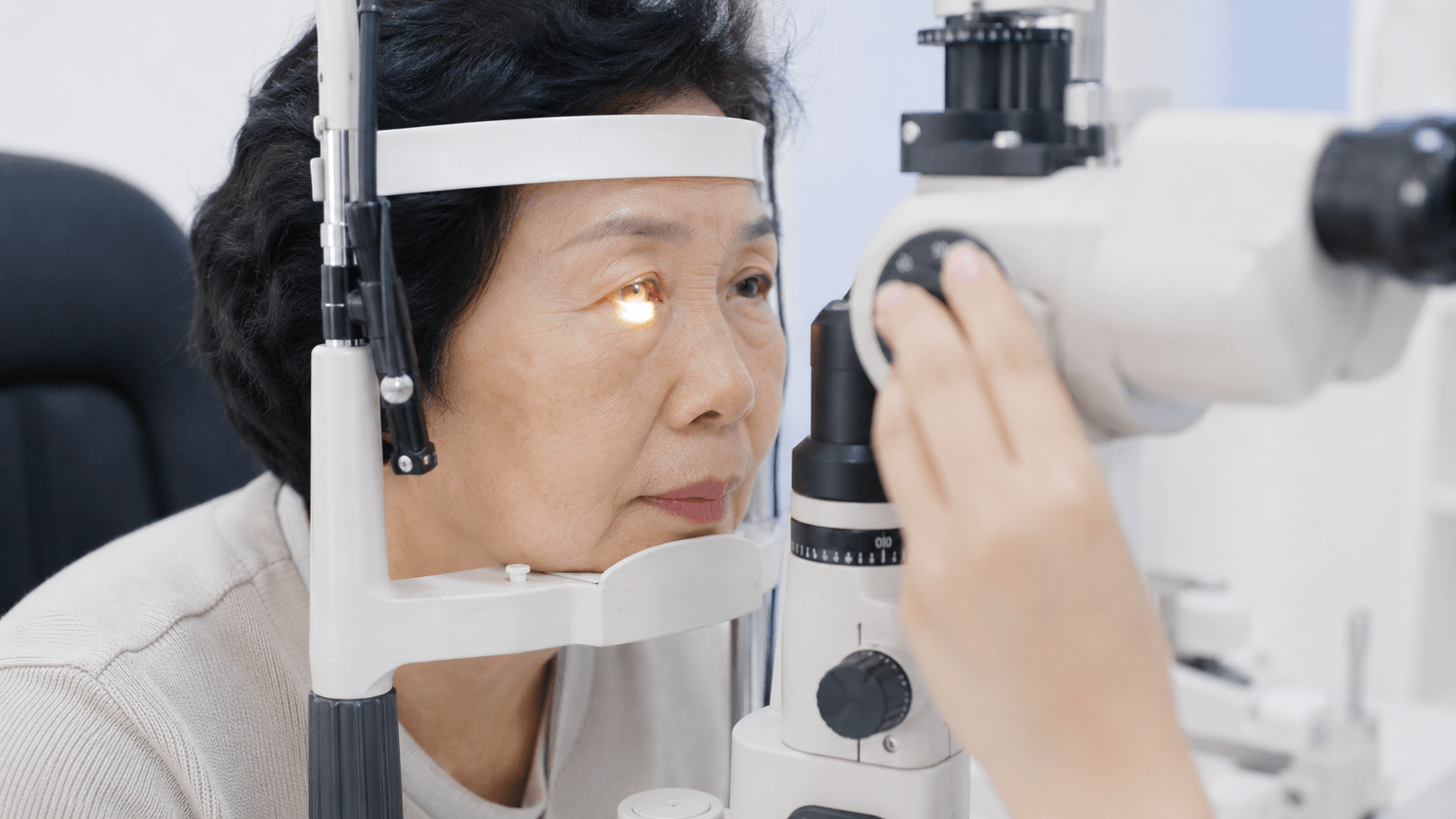중랑구백내장, 노안으로 생각하기 쉬운 시야 변화와 검사·수술 기준